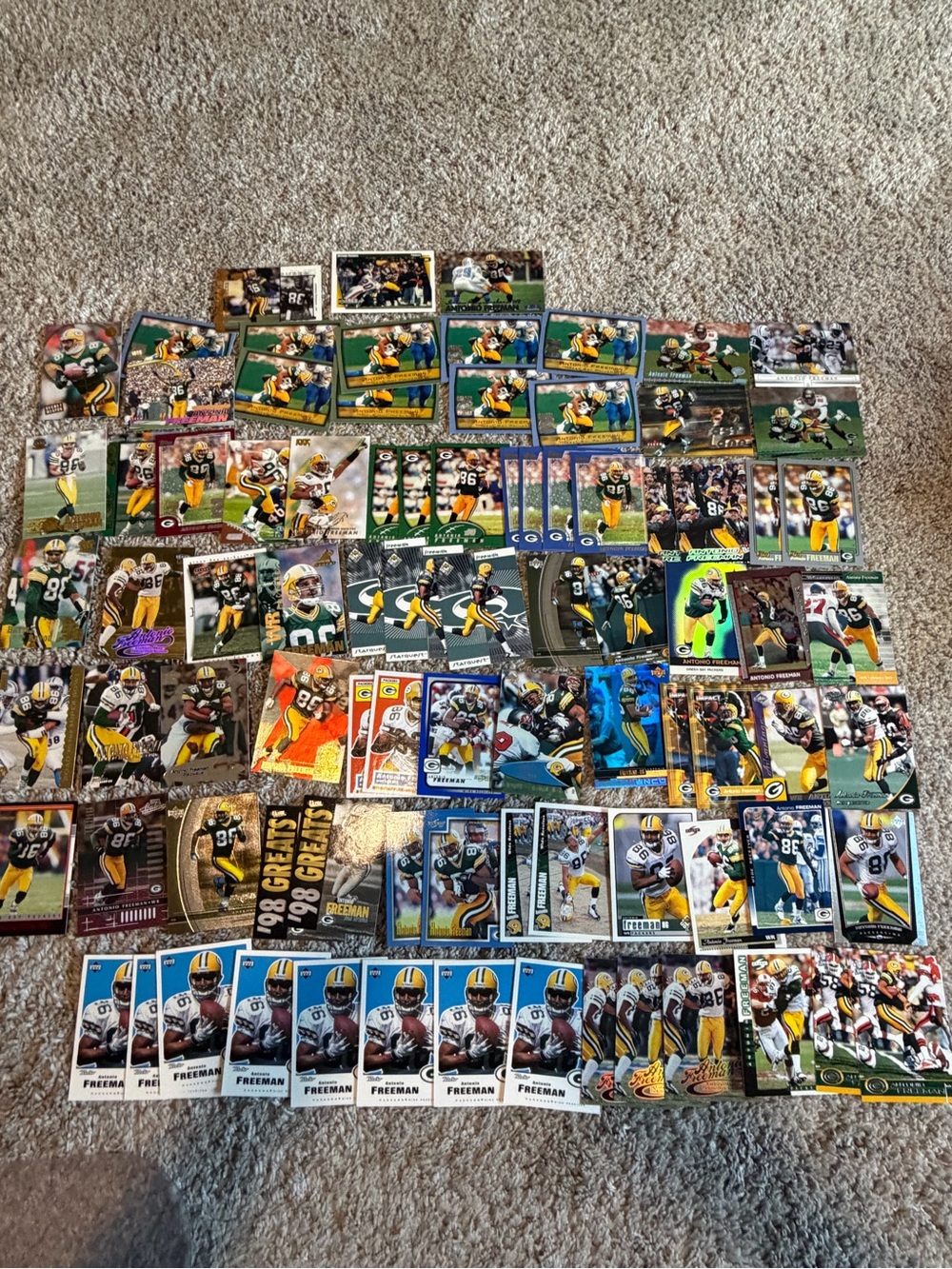 Lot of 86 Antonio Freeman football cards Green Bay Packers
